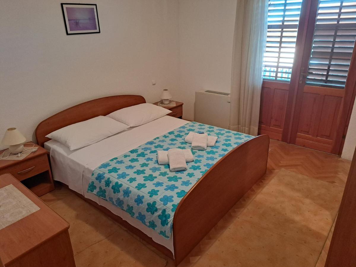 Apartment With Splendid Sea View Trogir Buitenkant foto