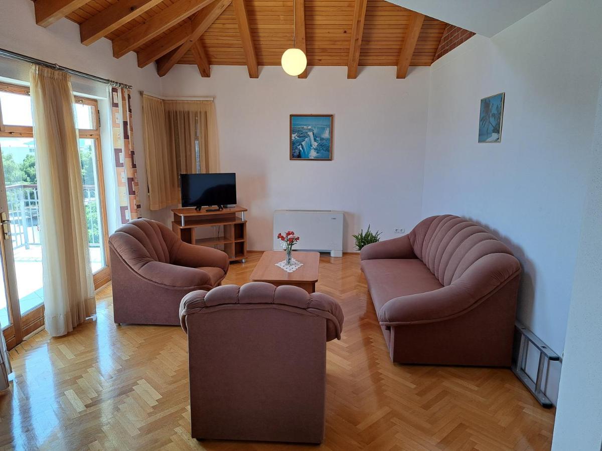 Apartment With Splendid Sea View Trogir Buitenkant foto