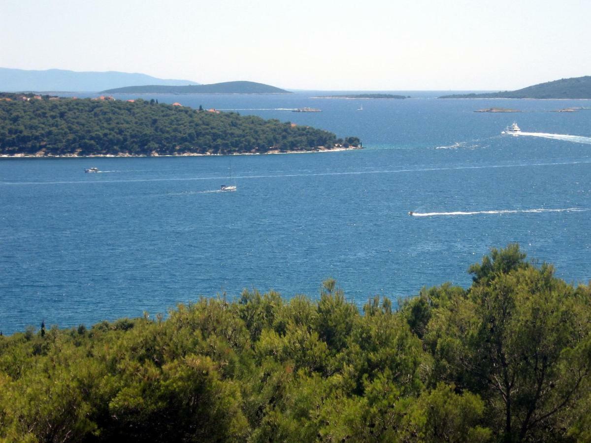 Apartment With Splendid Sea View Trogir Buitenkant foto