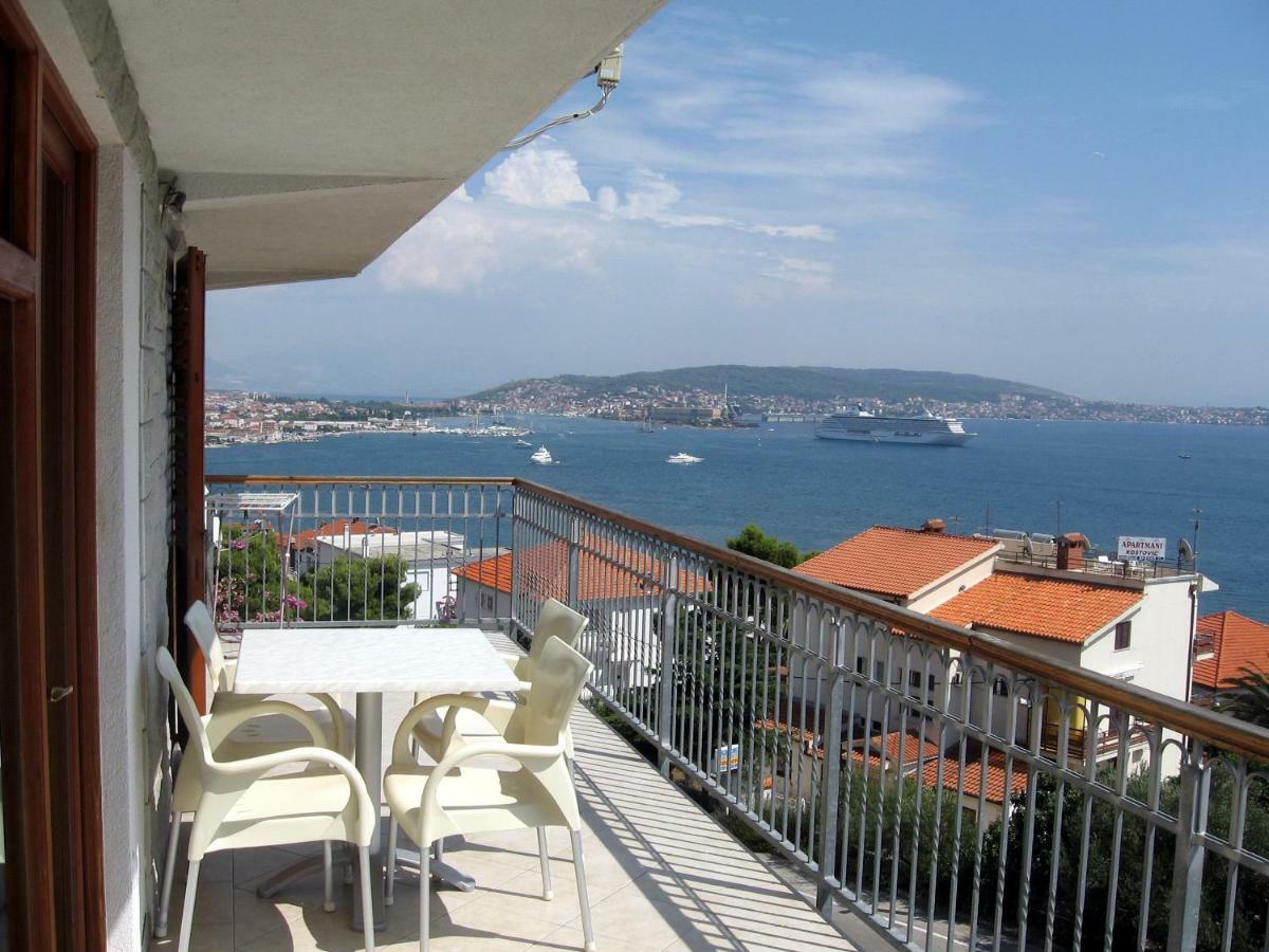 Apartment With Splendid Sea View Trogir Buitenkant foto