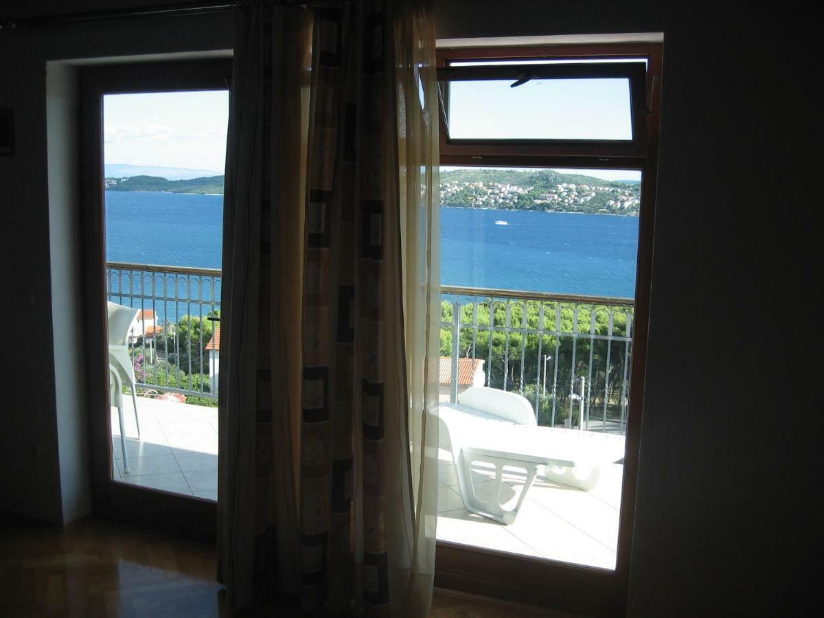Apartment With Splendid Sea View Trogir Buitenkant foto