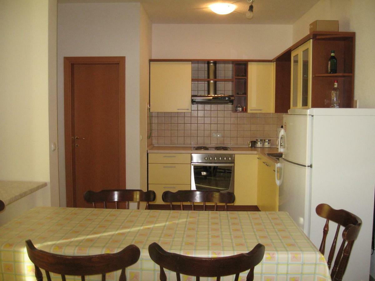 Apartment With Splendid Sea View Trogir Buitenkant foto