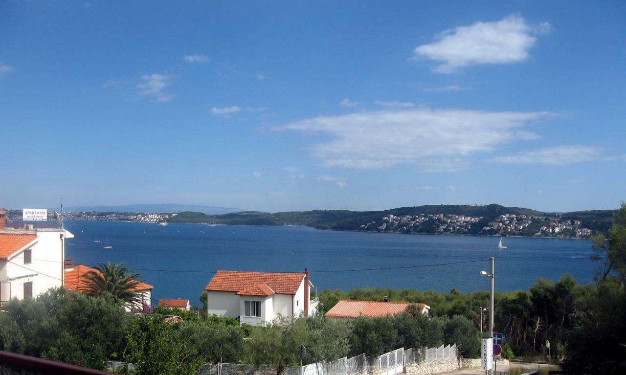 Apartment With Splendid Sea View Trogir Buitenkant foto