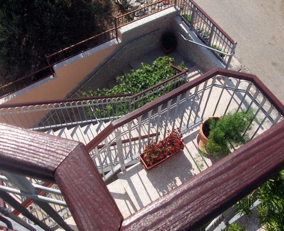Apartment With Splendid Sea View Trogir Buitenkant foto